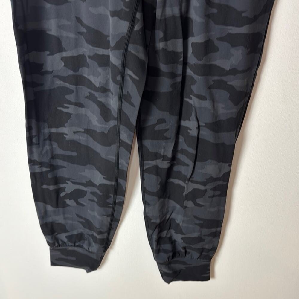 Athleta Joggers - Women’s Small - Picture 5 of 7